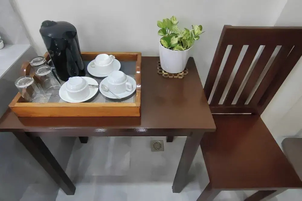 JMorino Pension House