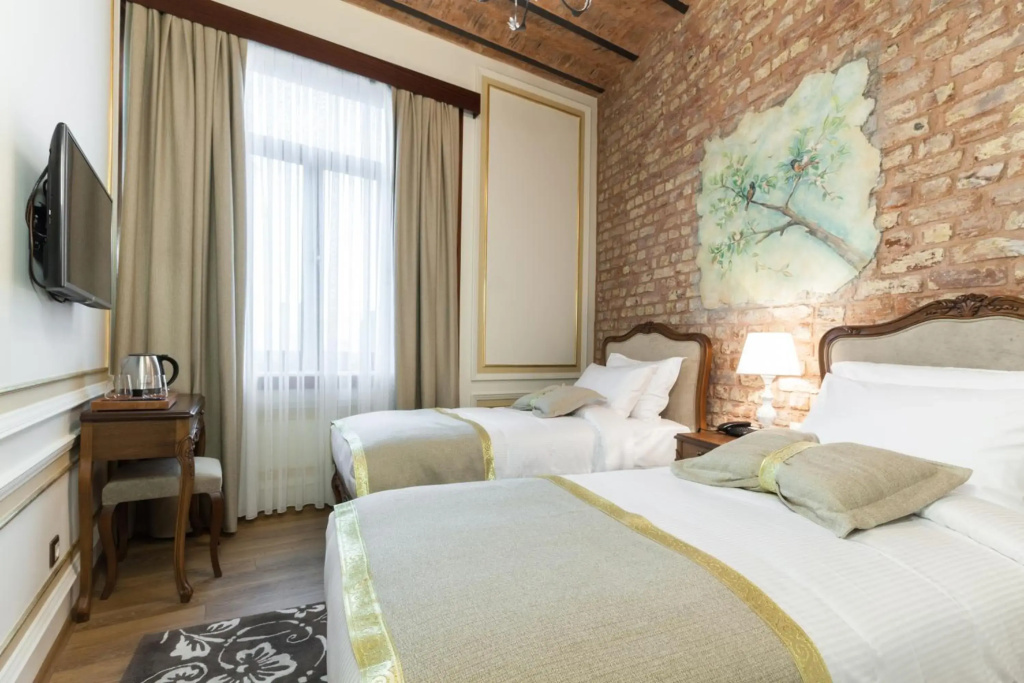 Hotel Pera Parma