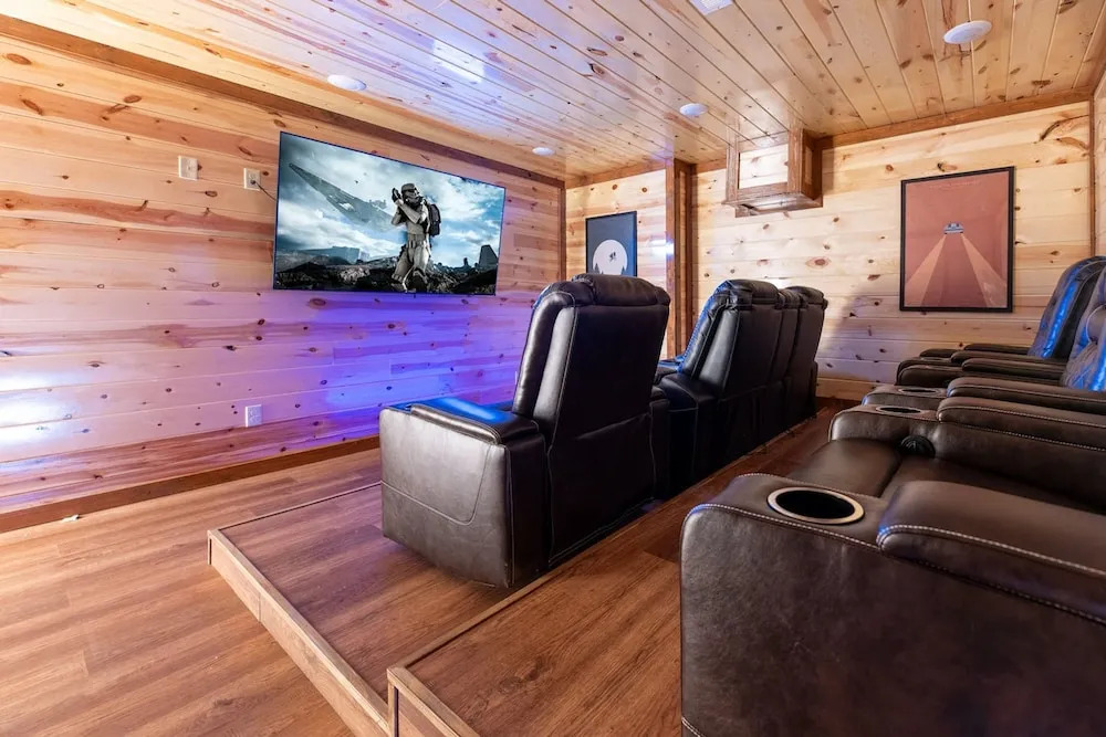 Pet-friendly Pool Game Room Hot Tub Theater