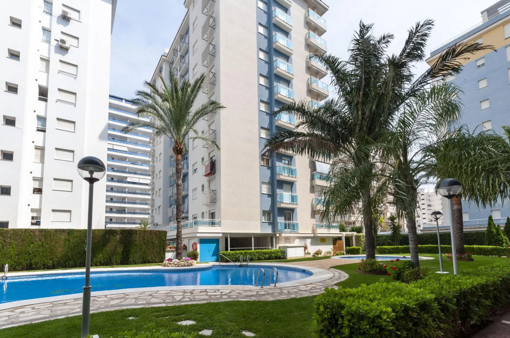 CORALINA - Apartment with shared pool in Playa de Gandia. Free WiFi
