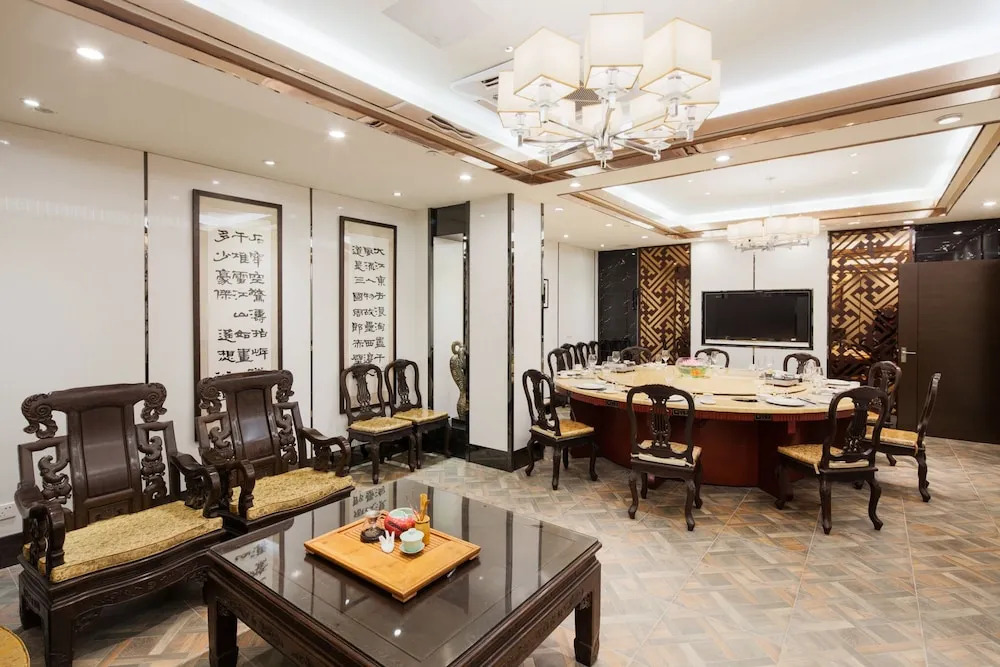 Guilin Elephant Trunk Hill Hotel