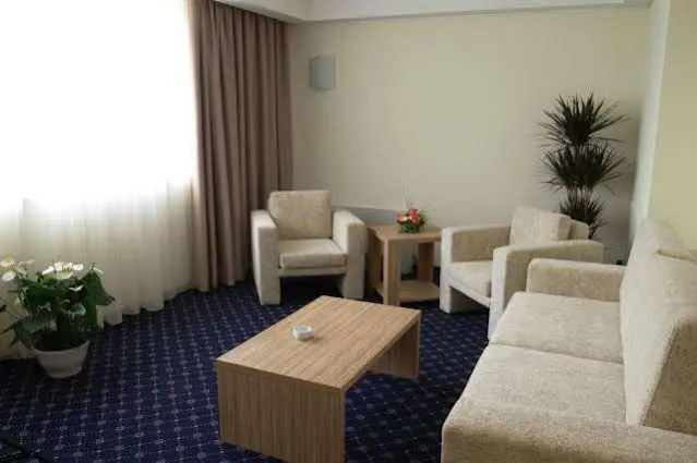 Hotel Marshal