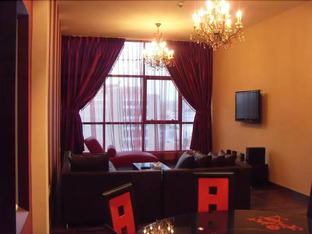 Al Manzil Suites - 2 Adliya