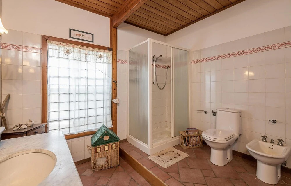 Beautiful Home in Manziana With 4 Bedrooms