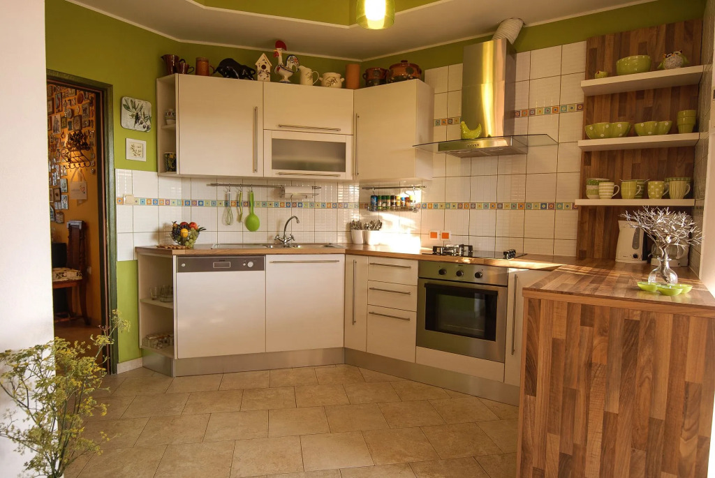 Apartment Tin - comfortable apartment near beach: A1  Ugljan, Island Ugljan