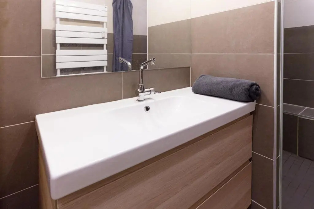 Le Faubourg - Apt 3étoiles, Centre Ville, Calme, Spacieux
