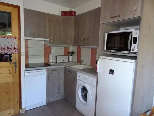 Duplex ensoleillé à Champagny-en-Vanoise - Balcon et terrasse - Proche commerces et télécabine - FR-1-464-1