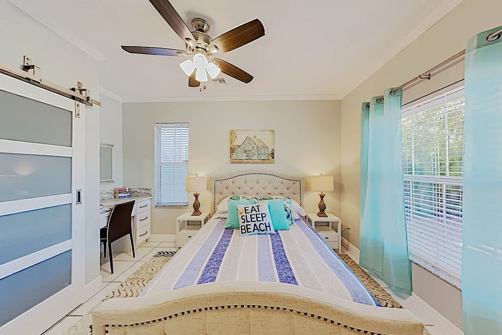 New Listing! Designer Beach W/ Bikes 3 Bedroom Home