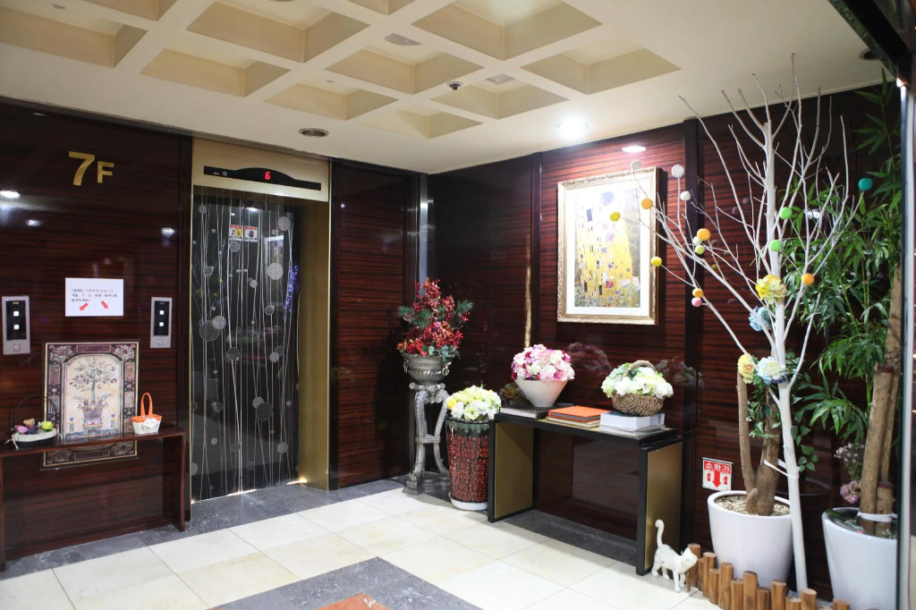 King Hotel