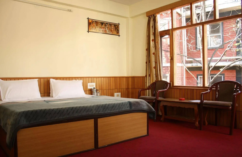 Hotel New Adarsh
