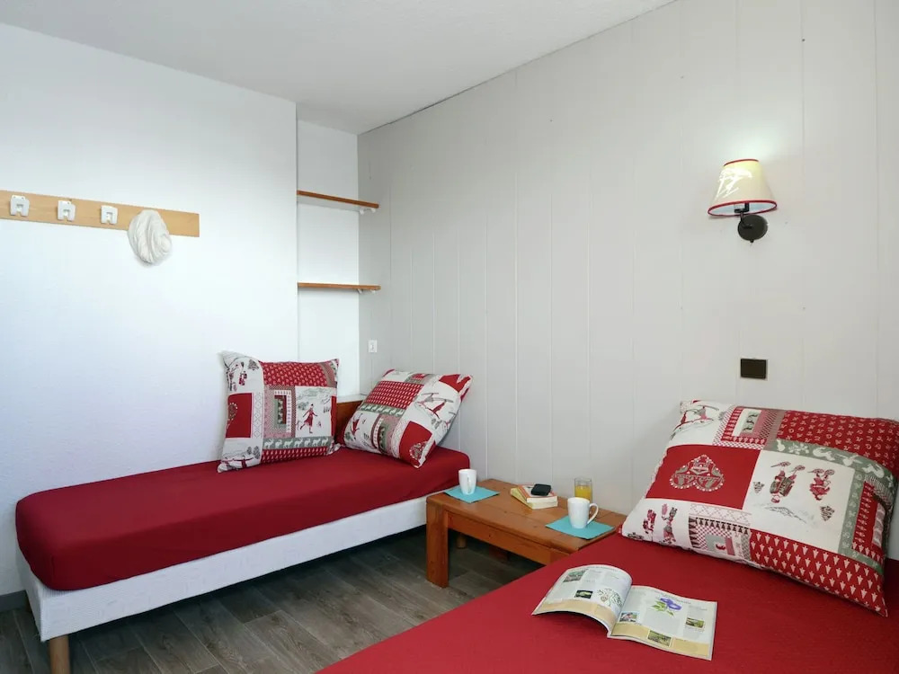 Apartment by Table Verte Lift