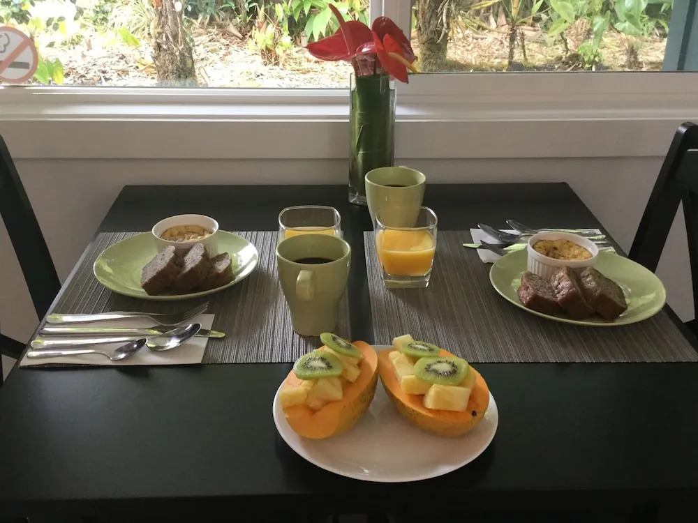 Hale Ohu Bed & Breakfast