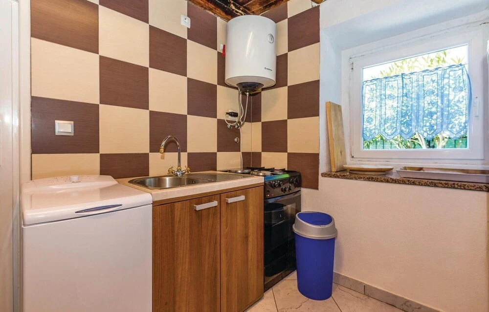 Stunning Home in Stinica With Wifi and 1 Bedrooms