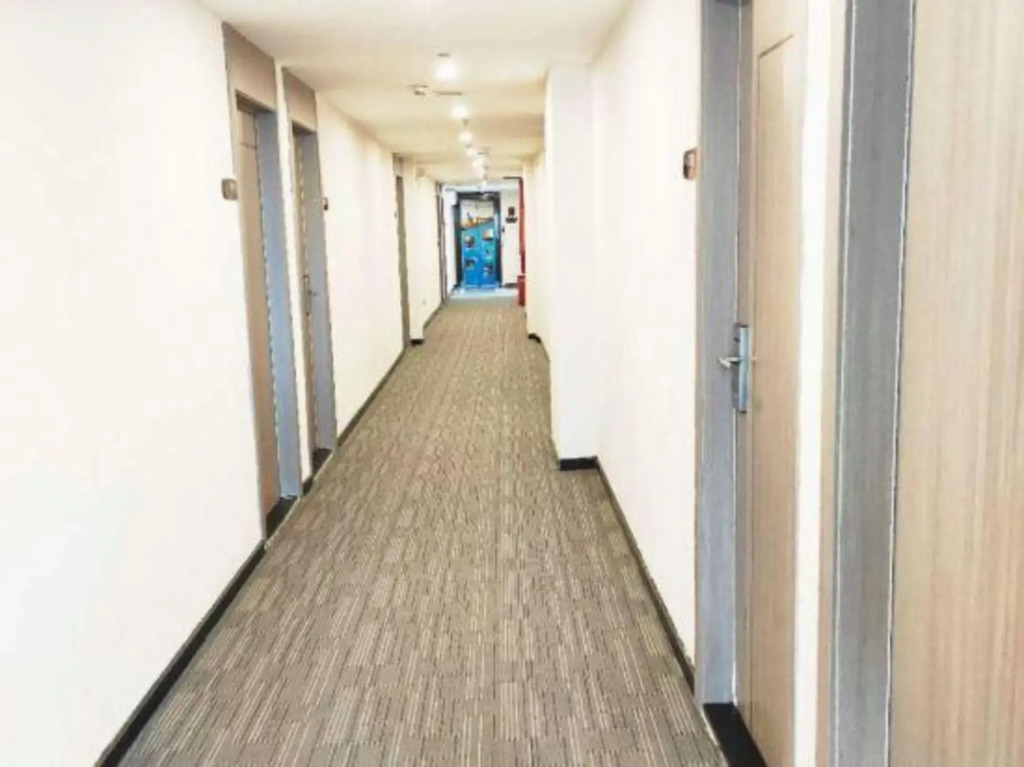 Anshun Qianbai Premium Hotel (Municipal Government Anshun Ancient City Branch)