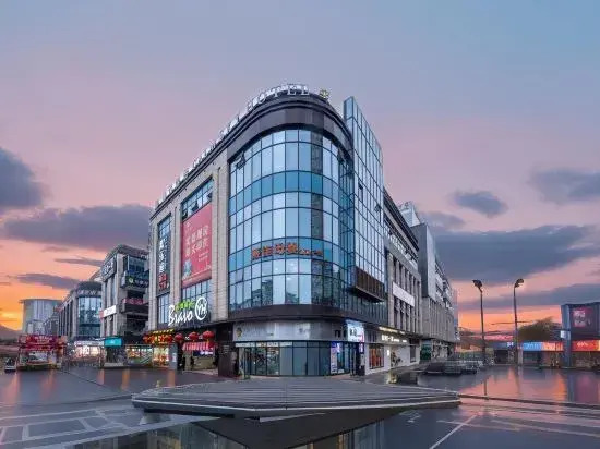 Calm Sky  Hotel