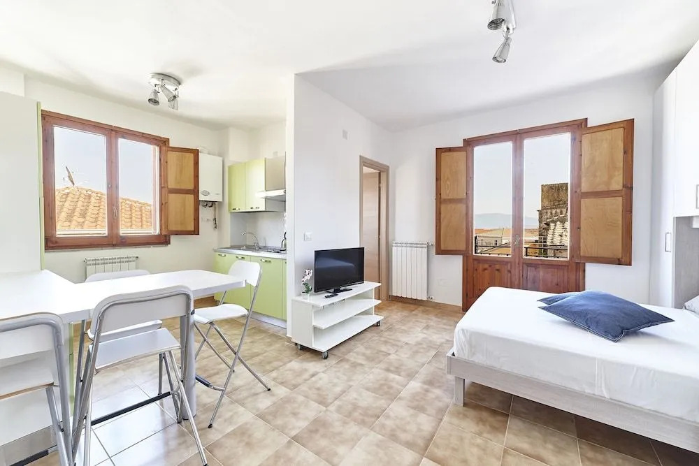 Specchio Apartment