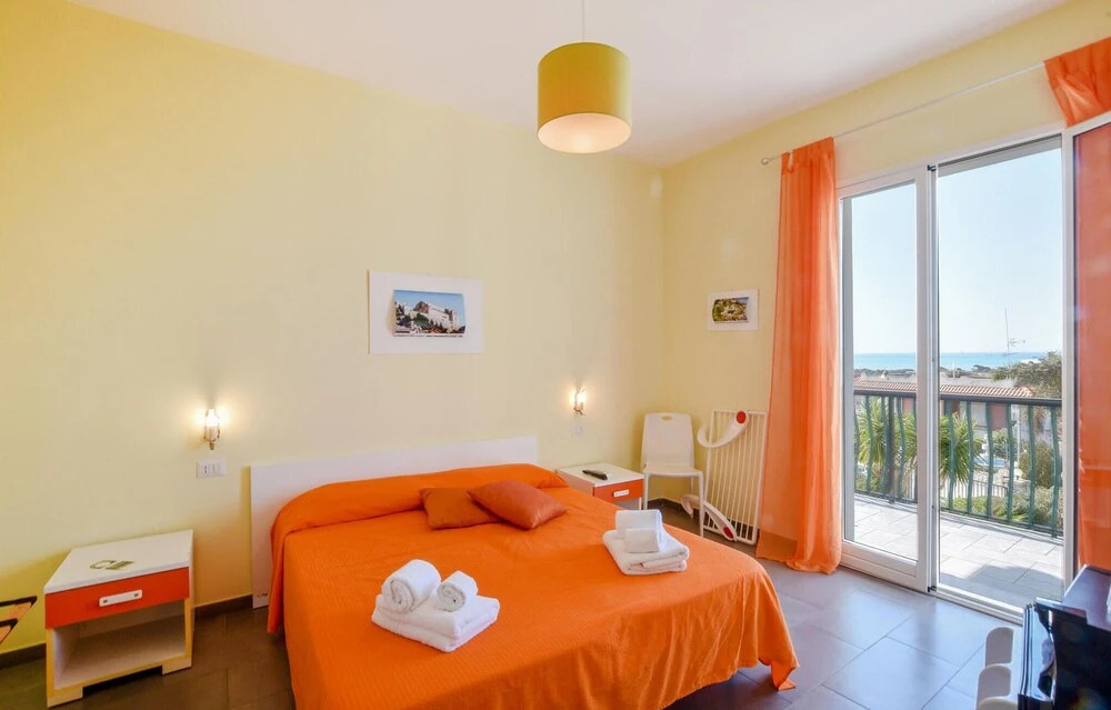 Stunning Home in Scicli With Outdoor Swimming Pool, Wifi and 5 Bedrooms