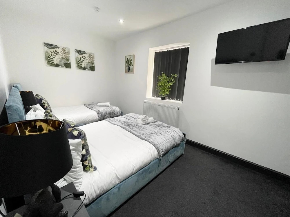 Wellington Suites by Sasco Apartments