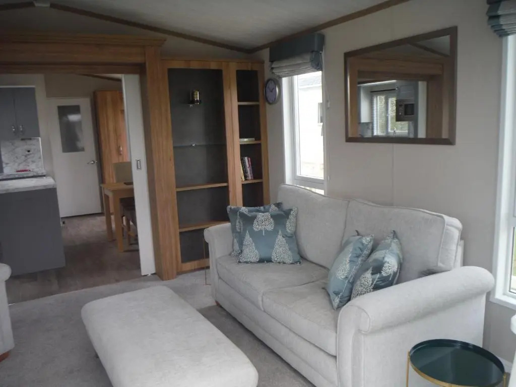 4 Berth Luxury Mini Lodge