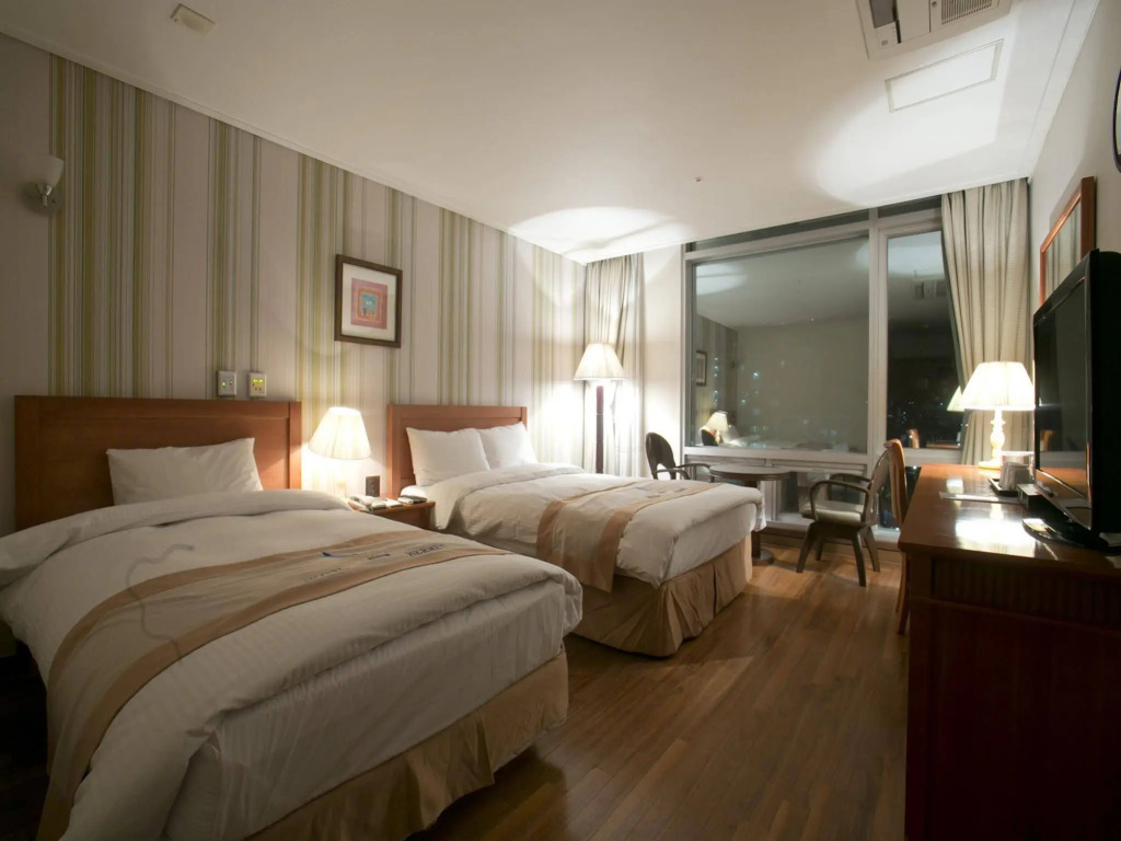 Homers Hotel