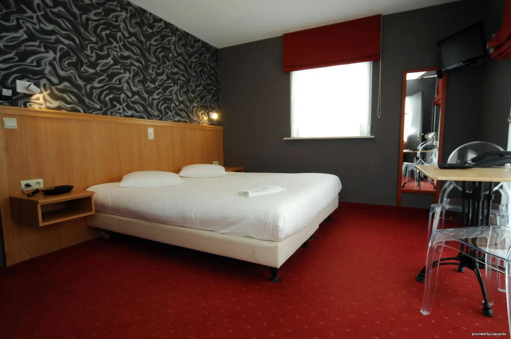 New Hotel de Lives