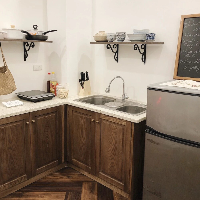 Chloe & Leo Homestay