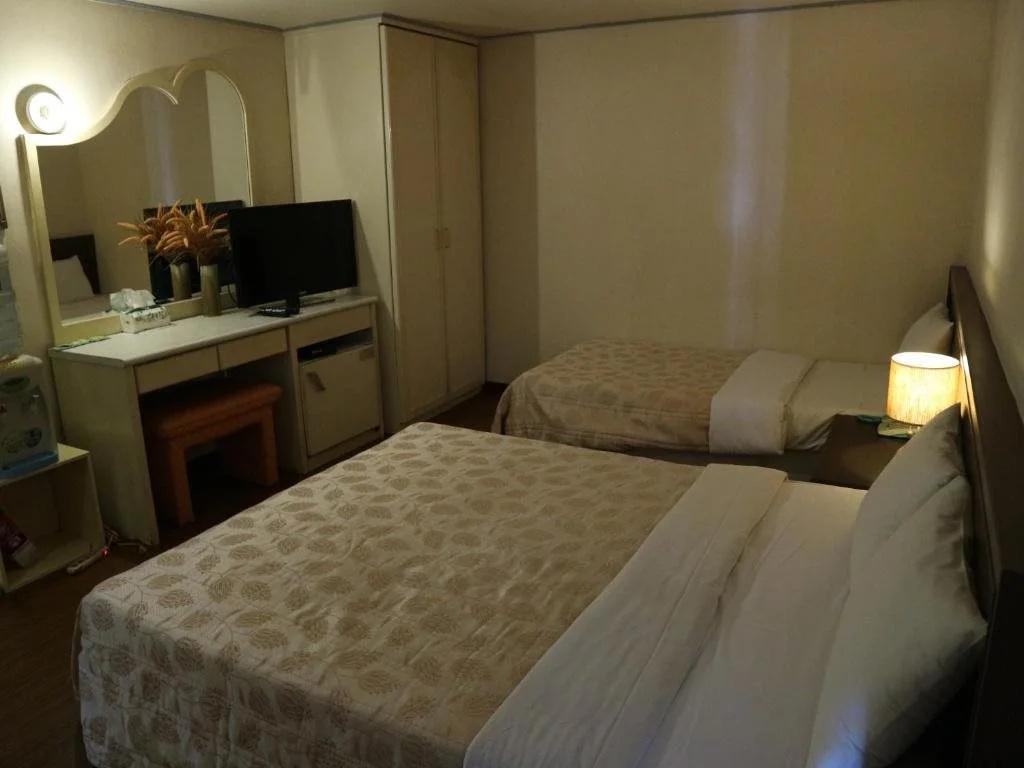 Sanmin Hotel
