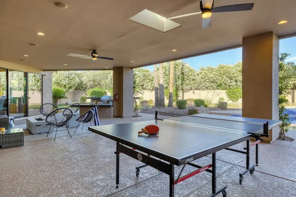Luxe Scottsdale Oasis With Pool, Hot Tub, Firepit and Outdoor Lounge Avantstay