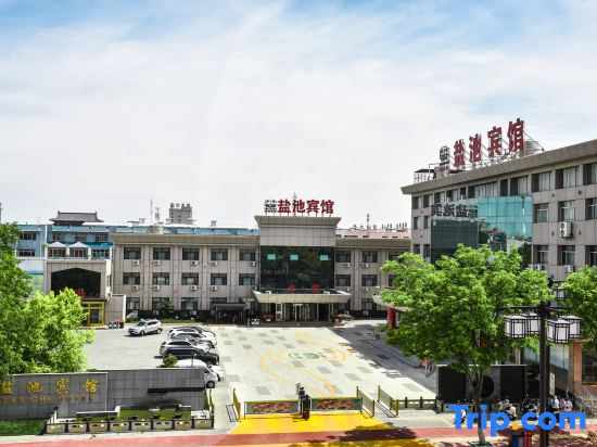 Yanchi Hotel