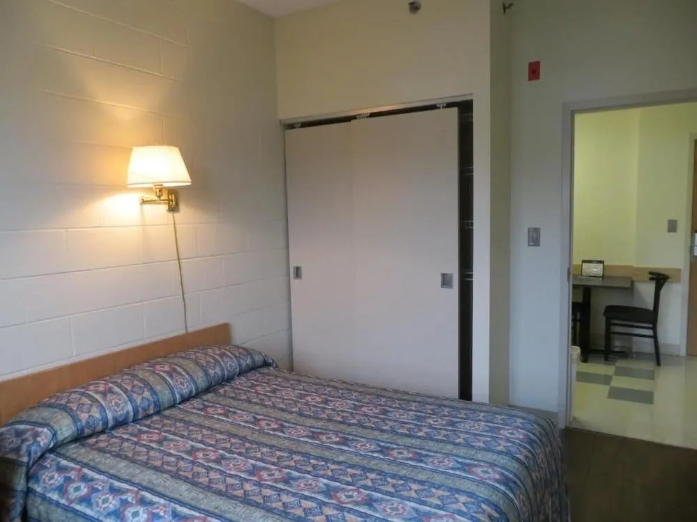 UNB Saint John Summer Hotel