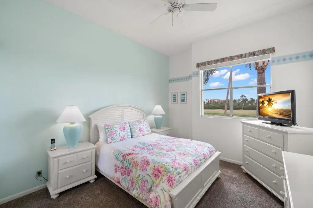 Vista Verde North 5-231, 2 Bedrooms, Sleeps 6, Golf View, Heated Pool, Spa, WiFi