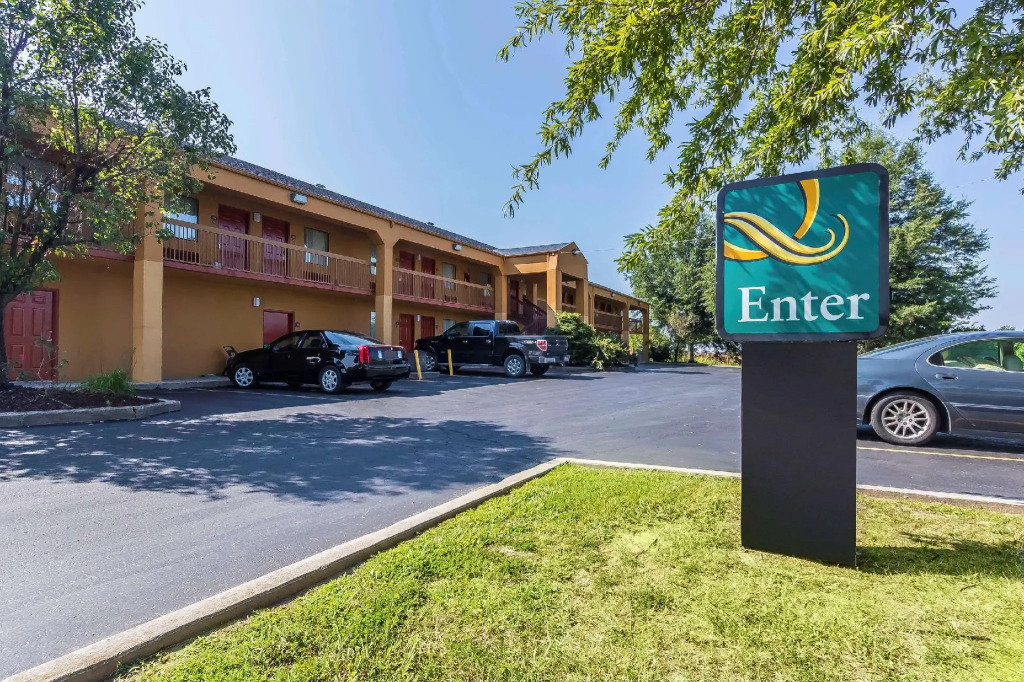 The Riverstone Hotel Charleston-Sikeston