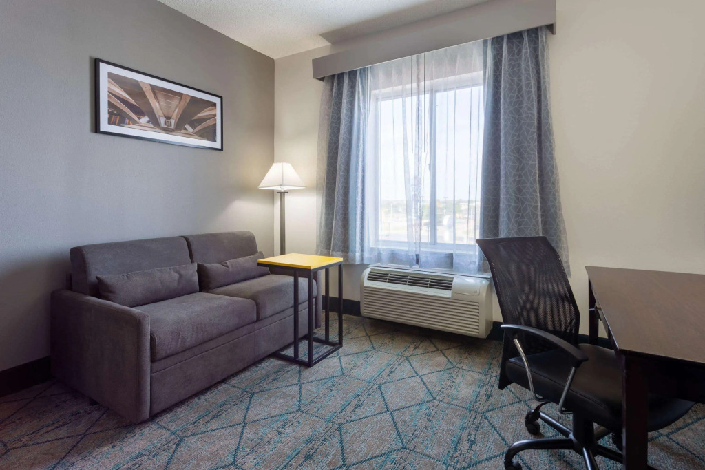 La Quinta by Wyndham Columbus West - Hilliard