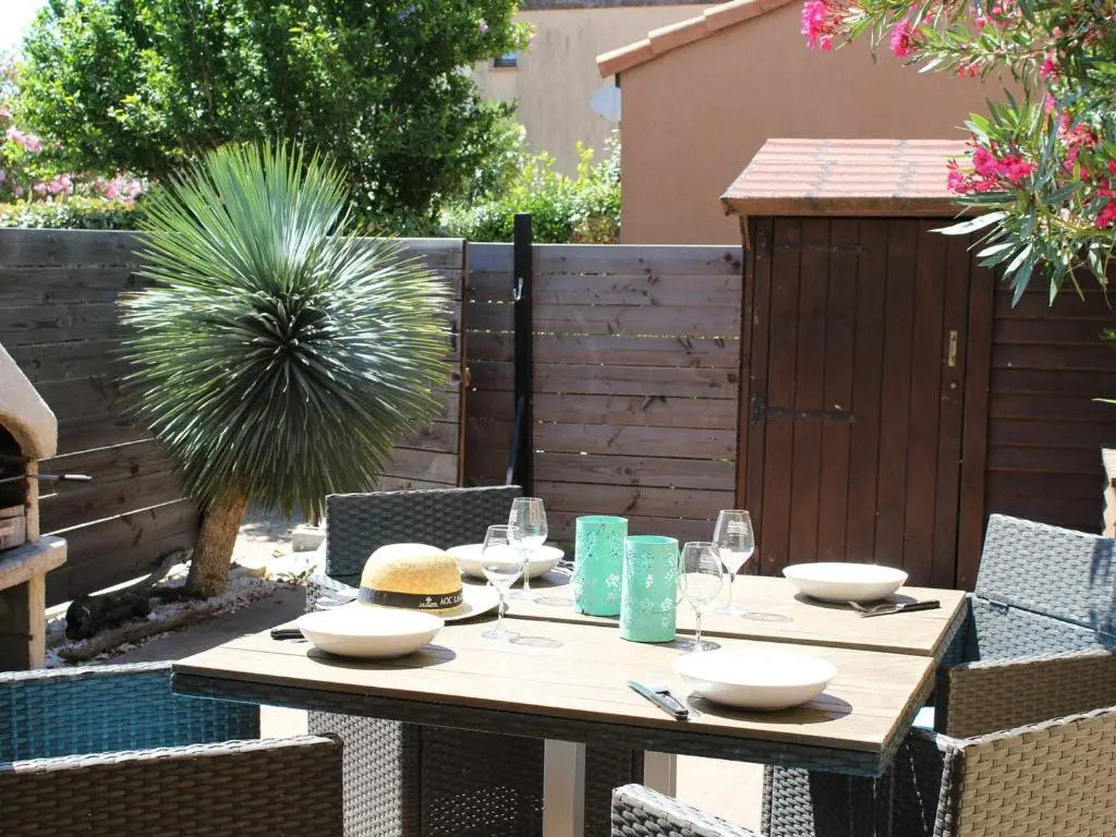 Maison avec terrasse, piscine, clim et parking - Gruissan - FR-1-229-779