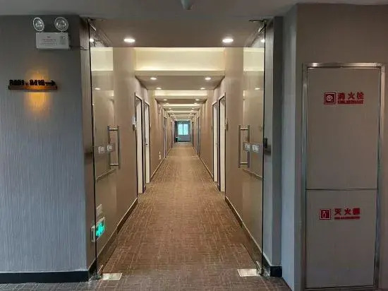 7 Continents Business Tourism Hotel