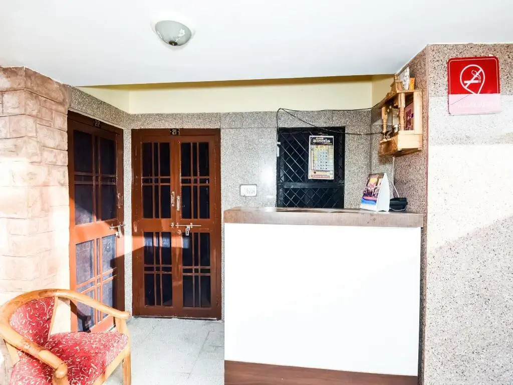 Poonam Guest House by OYO Rooms