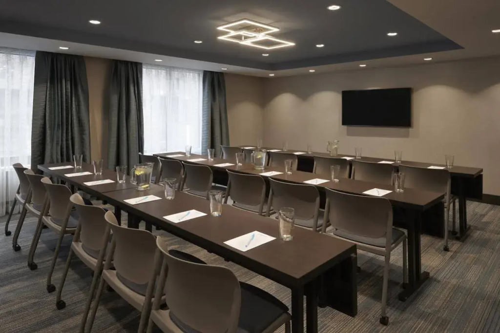 Fairfield Inn by Marriott Montreal Downtown