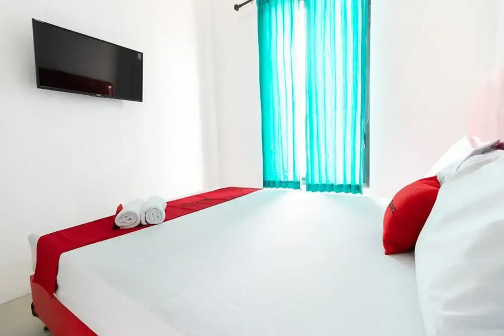 RedDoorz @ Jalan Dr Mansyur Medan 2