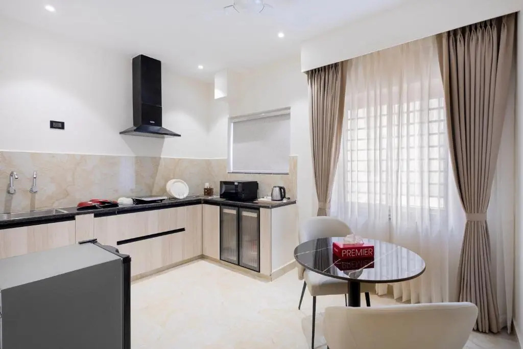 ELYSIUM Premier Suites Hitec City
