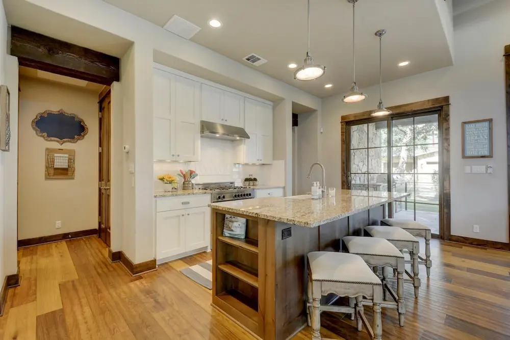 Spacious House At The Reserve At Lake Travis 3 Bedroom Home