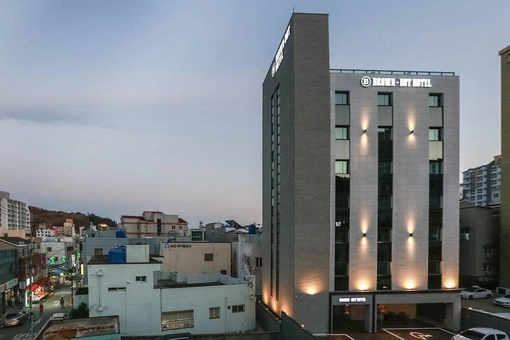 Brown Dot Hotel Geoje
