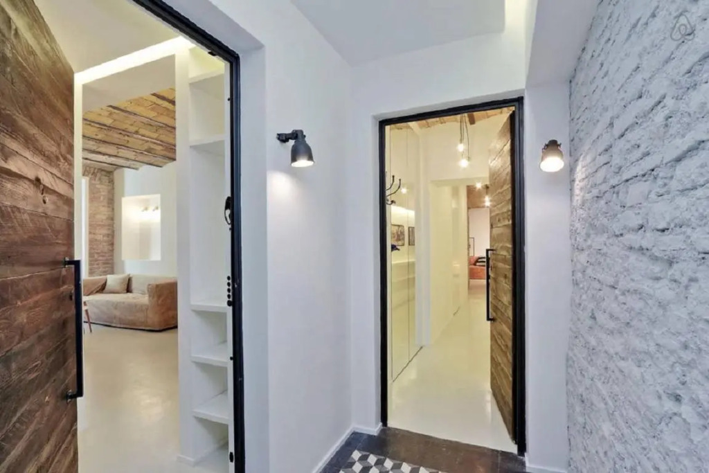 Charming flat near Colosseum