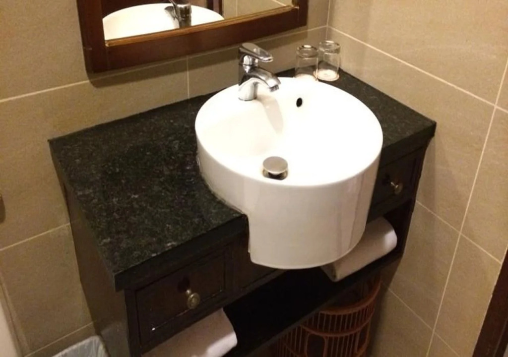Lee Garden Inn