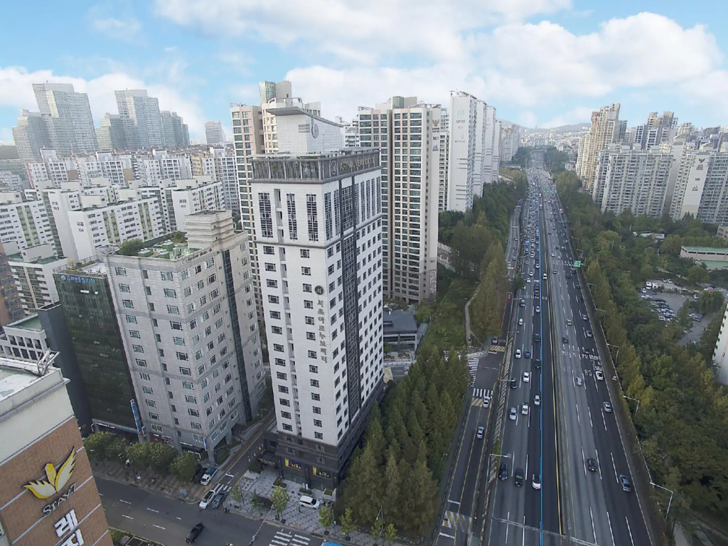 Seocho Artnouveau City III