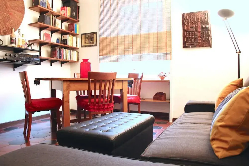 Ethnic Apt in Testaccio's Heart, Serviced by Hostmaker