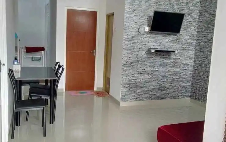 Villa Puncak Garuda E1 by and