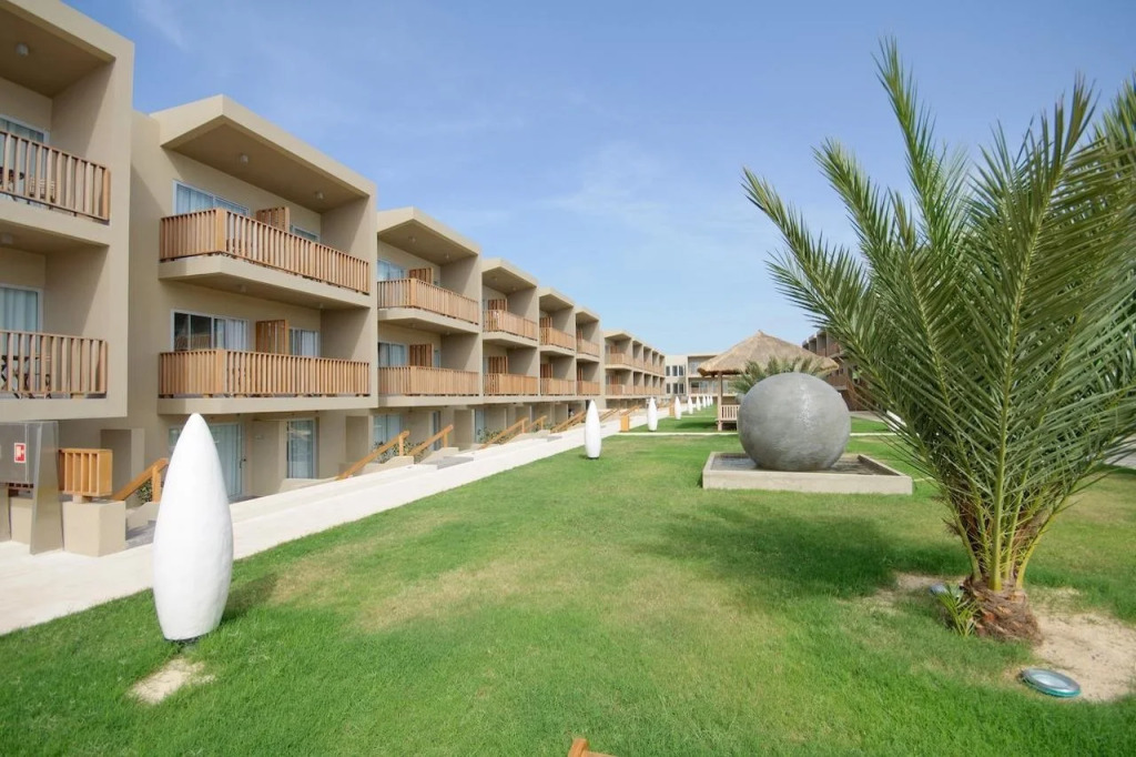 Oasis Salinas Sea