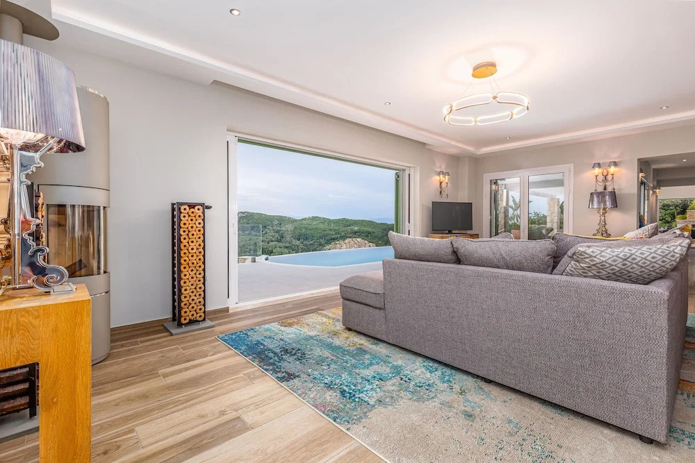 Villa Nirvana
