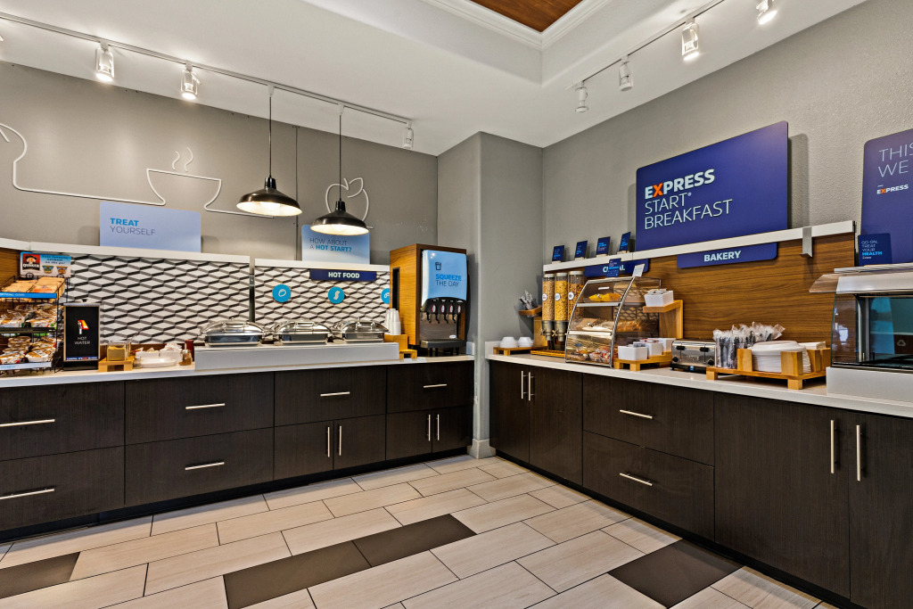 Holiday Inn Express Hotel & Suites Okmulgee