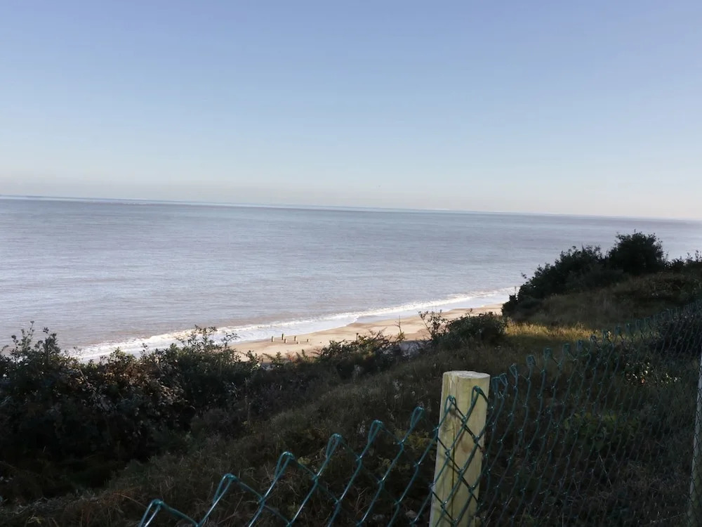Beach Lodge